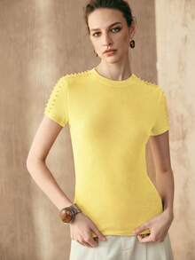 Arave Camiseta de manga corta casual, de fiesta, para citas y vacaciones, con cuello redondo, parches, malla calada y ajustada para mujer - amarillo ganso - Ver 3
