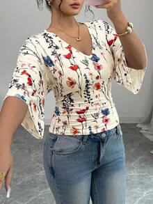 Elenzga Plus Size Elegant V-Neck Printed T-Shirt - Apricot - View 1