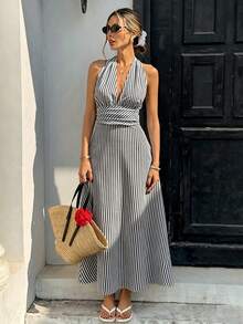 SHEIN PariChic Đầm dài cổ yếm cổ chữ V sâu cho nữ - Sọc dọc xanh trắng, không tay, eo nhún, thích hợp cho mùa hè, đi biển, dự tiệc cocktail. - Đen và trắng - Xem 1