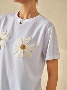 Bóhologie Women's White 3D Floral Applique Loose Short Sleeve 100% Cotton T-Shirt, Adorned With Cute Daisy Pattern, Fashionable Casual Summer Style, Comfortable Relaxed Fit - White - View 7