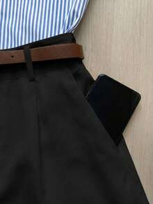 SHEIN Raffinéa Conjunto de 2 piezas para mujer con bloque de color contrastante, rayas, cuello de solapa y pliegues en la cintura, de manga corta - Negro - Ver 5