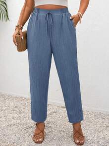 SHEIN Frenchy Pantalones casuales de talla grande con bolsillos y nudo en unicolor para vacaciones - Azul - Ver 1