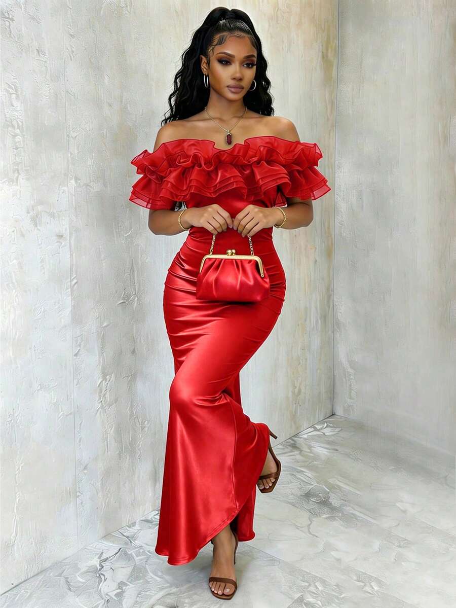 SHEIN Raffinéa Vestido de sirena ajustado de unicolor elegante con parches de satén, hombros descubiertos y malla brillante para mujer, primavera/verano - Rojo - Ver 1