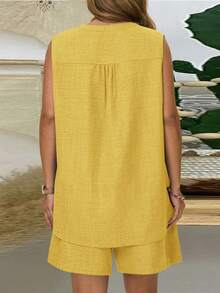 EMERY ROSE Plus Size Women V-Neck Solid Color Yellow Top And Shorts 2 Pieces Casual Set,Summer Vacation - Yellow - View 2