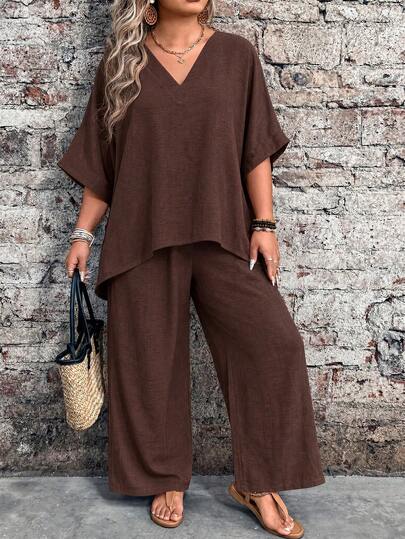 EMERY ROSE 2 piezas Conjunto de top con volantes de manga corta y cuello en V y pantalones rectos de pierna larga para mujer talla grande, estampado, adecuado para vacaciones de verano