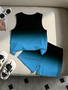 Bộ 2 món cho bé trai, gồm áo tank top cổ tròn in logo gradient và quần short, thích hợp mặc ngoài trời vào mùa hè. - Nhiều màu - Xem 2