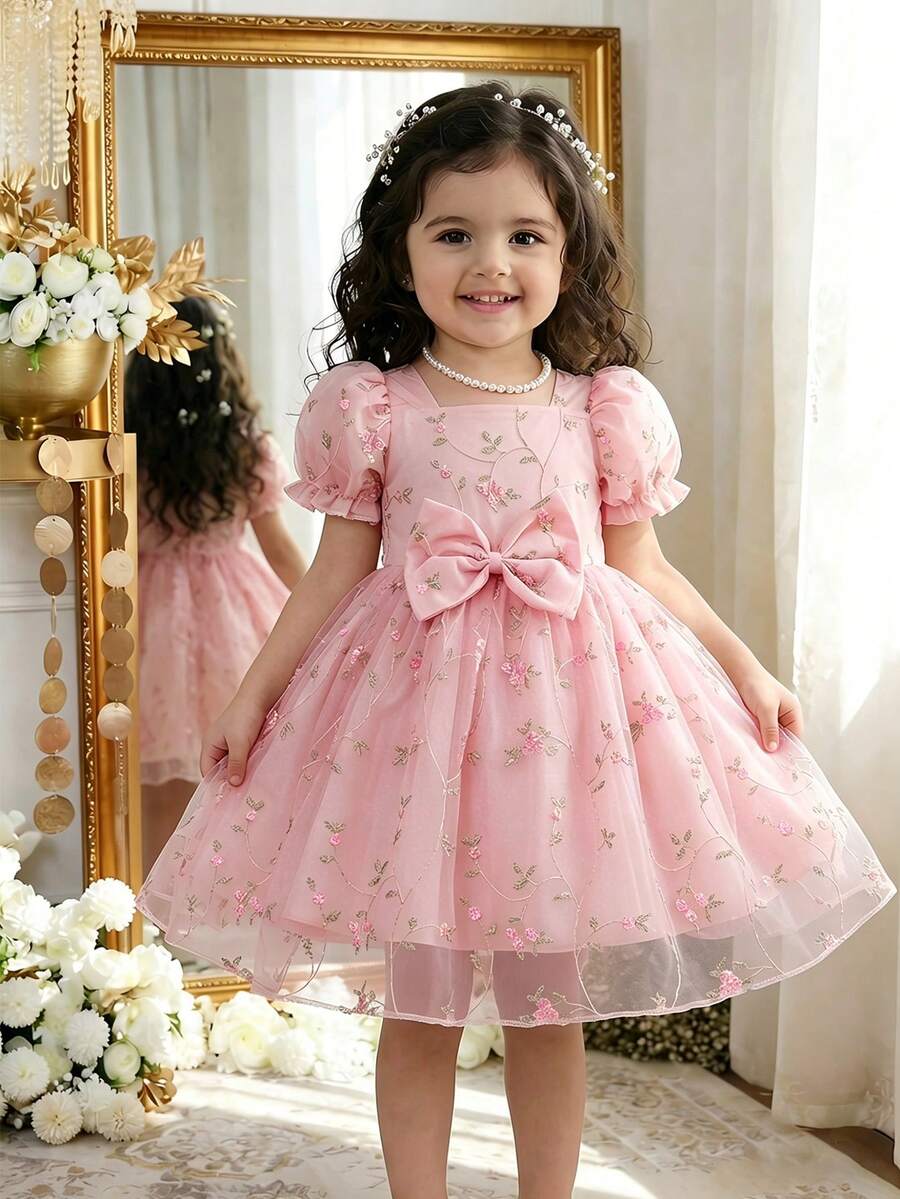 SHEIN Glamorique Kids 女婴幼儿0-3岁春夏优雅公主风网纱碎花泡泡袖杏色连衣裙 - 粉色 - 查看 1
