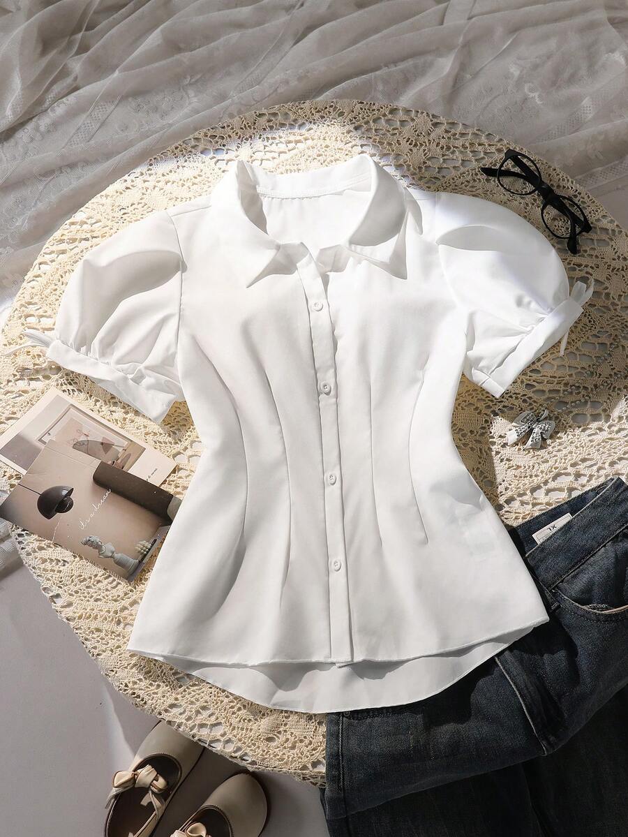 SHEIN Casuvi Kids 条纹前开襟短袖休闲衬衫，灯笼袖，蝴蝶结腰身，A字廓形，适合少女穿着，夏季通勤及度假皆宜。 - 白色 - 查看 1