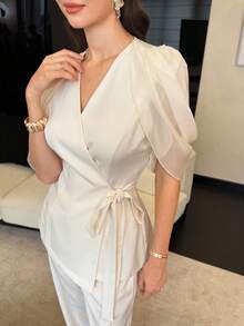 Modelyn 女士V领雪纺拼接花瓣袖系带收腰上衣及直筒裤优雅职业套装 - 杏色 - 查看 10