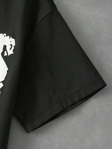 Manfinity Roghcode 男士休闲时尚街头日常通勤字母印花短袖衬衫和抽绳腰短裤套装，夏季 - 黑色 - 查看 4