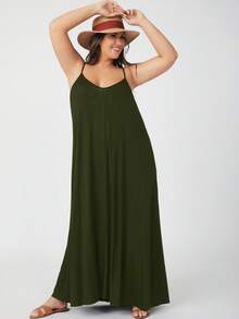 SHEIN BASICS 大码女式纯色宽松休闲吊带连衣裙 - 軍綠色 - 查看 4