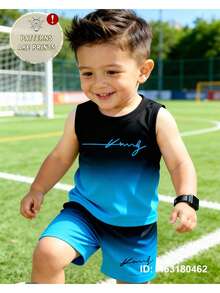 Bộ 2 món cho bé trai, gồm áo tank top cổ tròn in logo gradient và quần short, thích hợp mặc ngoài trời vào mùa hè. - Nhiều màu - Xem 8