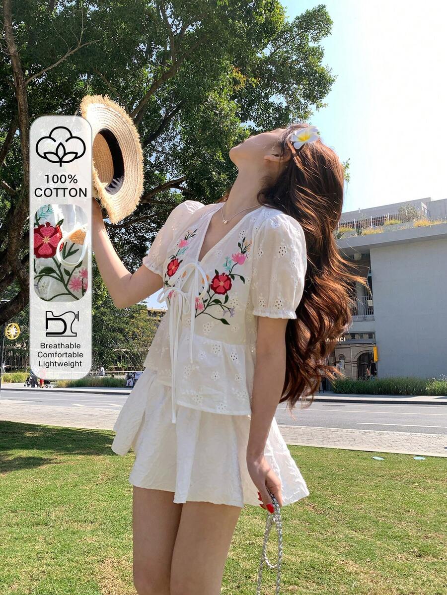 DAZY 女士V领韩版刺绣花卉上衣 夏季 - 白色 - 查看 1