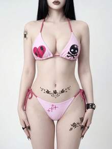ROMWE Bộ bikini buộc dây cổ sau lưng kiểu Gothic tối màu dành cho nữ, họa tiết trái tim, đầu lâu và ngôi sao in kỹ thuật số, đồ bơi thanh lịch cho kỳ nghỉ biển mùa xuân, hè và thu. - Hồng - Xem 4