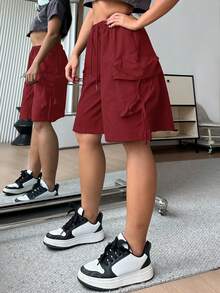SHEIN BASICS 休閒純色梭織高腰寬鬆寬腿工裝口袋百慕達女款短褲 - 酒紅色 - 查看 5