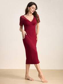 Hourtrue Váy ngủ Pajama ren tương phản xẻ đùi - Đỏ - Xem 7