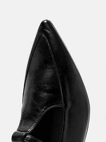 Bholvia 2025 Autumn New Women's Fashionable Korean Style Color Block Pointed Toe Flat Shoes Low-Cut Shoes - Black - View 7