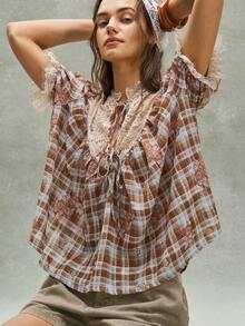 Bohemela Áo kiểu nữ kẻ caro tay bồng xếp ly, thắt nơ phía trước, phối ren, thích hợp cho mùa hè. - Màu vàng - Xem 1