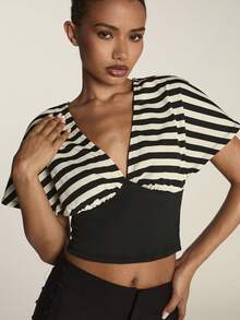 SHEIN BAE Áo thun thể thao nữ co giãn kẻ sọc - Đen và trắng - Xem 2
