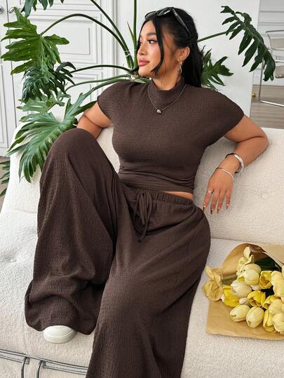 SHEIN EZwear Conjunto informal de 2 piezas de camiseta y pantalones en color marrón, talla grande