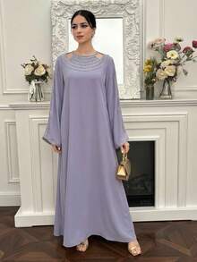 Yasmyna Women's Elegant Shoulder Cutout Flare Sleeve Contrast Lace Loose Arabic Style Dress - Purple - View 7