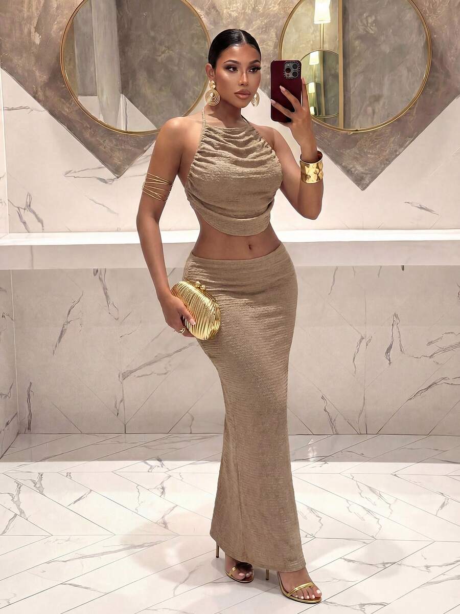 Slaydiva Women's Backless Halter Top And Skirt 2 Pieces Set - Khaki - View 1
