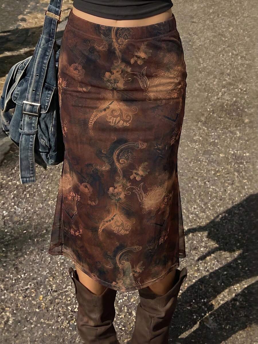 SHEIN EZwear 女士佩斯利扎染印花荷叶边下摆波西米亚风沙滩度假半身裙，适合春、夏、秋季穿着。 - 咖啡棕 - 查看 1