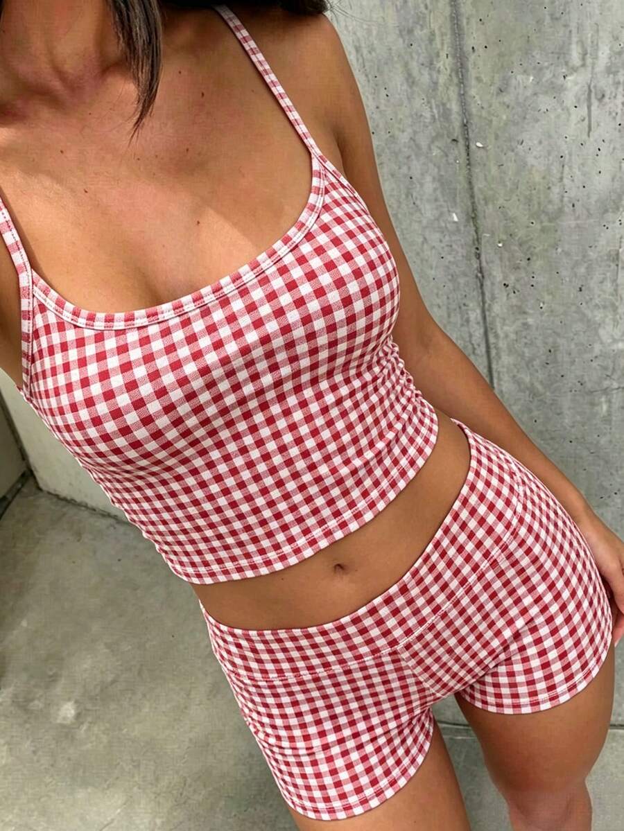 SHEIN EZwear Bộ đồ nữ kẻ caro gồm áo hai dây và quần short, thích hợp mặc hàng ngày. - Nhiều màu - Xem 1