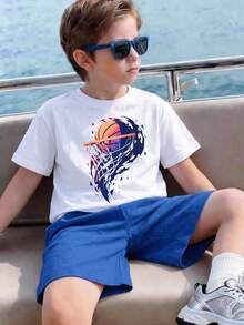 SHEIN Leap Crew Áo thun tay ngắn họa tiết bóng rổ cho bé trai tuổi mới lớn, áo thun cotton mùa hè thường ngày - trắng - Xem 2
