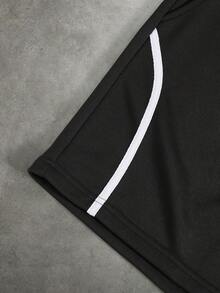 STYNVO Men's Casual Contrast Color Waistband Embroidery Drawstring Shorts - Black - View 4