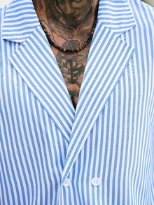 Manfinity CasualCool 男士条纹短袖休闲衬衫和短裤套装 - 藍色 - 查看 6