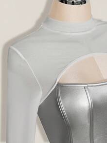 SHEIN ICON 女士加大码皮革撞色网眼黑色修身T恤，秋冬款 - 銀色 - 查看 10