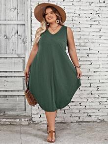 SHEIN CURVE+ Plus Size Women's Solid Color Curved Hem Vest Dress - Green - View 6