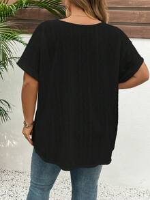SHEIN CURVE+ Áo thun ngắn tay màu trắng dáng rộng phong cách Boho dành cho phụ nữ cỡ lớn, thích hợp mặc đi nghỉ mát nhân Ngày của Mẹ. - màu đen - Xem 2