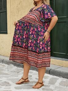 SHEIN CURVE+ Plus Size Printed Casual Vacation Dress Bohemian Autumn Women's Plus Size Vacation Dress - Multicolor - View 7