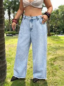 Jeanoix Plus Size Women Pockets Button Casual Versatile Daily Wear Denim Jeans - Light Wash - View 4