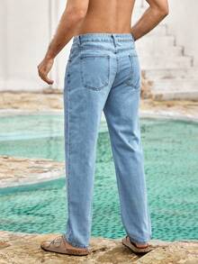 Mercer Haus Men Cotton Slant Pocket Straight Leg Jeans - Light Wash - View 2