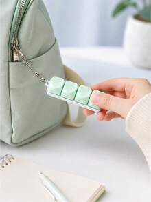MINKOJA MINKOJA 1个4键指尖键盘玩具，指尖键盘，键盘钥匙扣玩具，可活动键盘帽手指玩具，用于缓解压力和消磨时间 - 彩色 - 查看 2