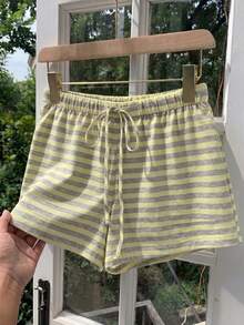 SHEIN EZwear Quần short nữ tối giản màu kem vàng in họa tiết sọc, thích hợp cho mùa xuân/hè, đi làm hàng ngày, hẹn hò, dự tiệc, Giáng sinh, Năm mới, Lễ Tạ ơn, Tiệc tùng, Đám cưới, Bãi biển, Lễ tốt nghiệp, Thời trang, Thanh lịch, Thường ngày, Đi chơi, Hẹn hò, Đặt chỗ, Đi làm, Lấp lánh, Ngày Valentine, Thanh lịch, Kỳ nghỉ, Thường ngày, Y2K, Đi chơi, Lễ tốt nghiệp và các dịp khác. - Nhiều màu - Xem 3