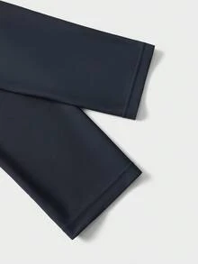 HIMLAND Camiseta de protección solar de unicolor y ajuste ceñido con alta elasticidad para hombres - Gris Claro - Ver 5
