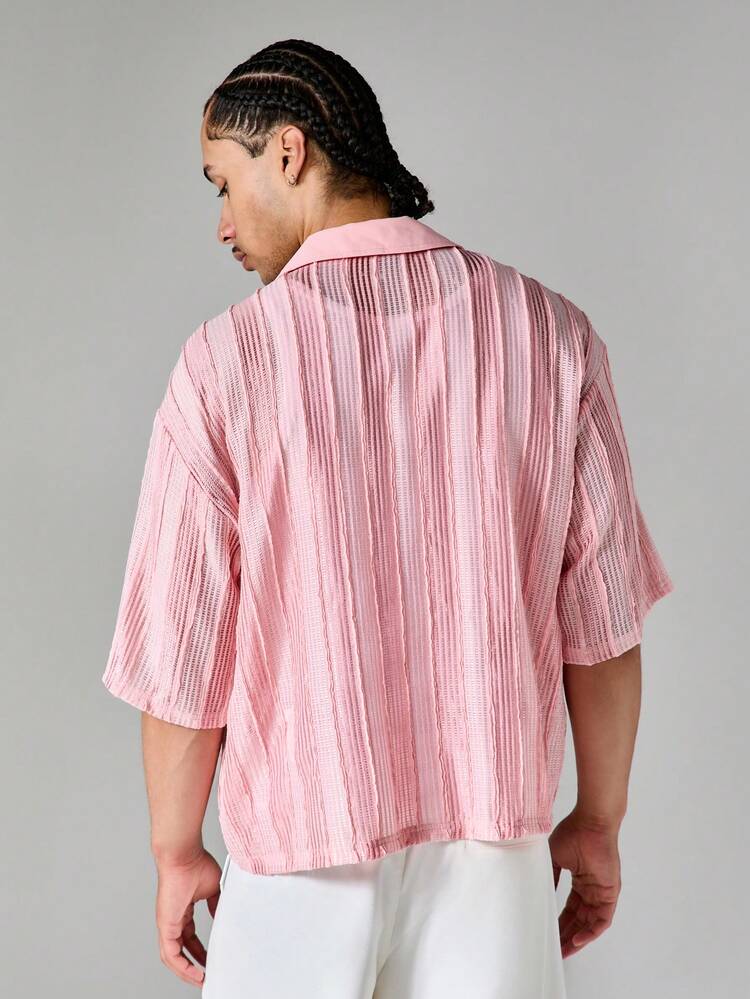 Oversized kurzärmeliges, halbdurchsichtiges, strukturiertes Streifenhemd mit Knopfkragen, Sommerhemd mit Dropped Shoulders