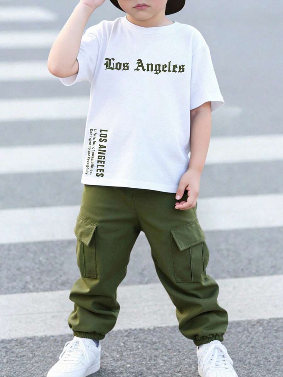 SHEIN Streecool Kids Setelan Kaos Grafis dan Celana Kargo untuk Anak Laki-Laki, Pakaian Kasual Modis untuk Acara Musim Semi/Panas, Festival, Pesta, Nyaman dan Ringan untuk Musim Panas - Hijau Tentara - View 1