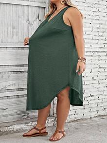 SHEIN CURVE+ Plus Size Women's Solid Color Curved Hem Vest Dress - Green - View 3