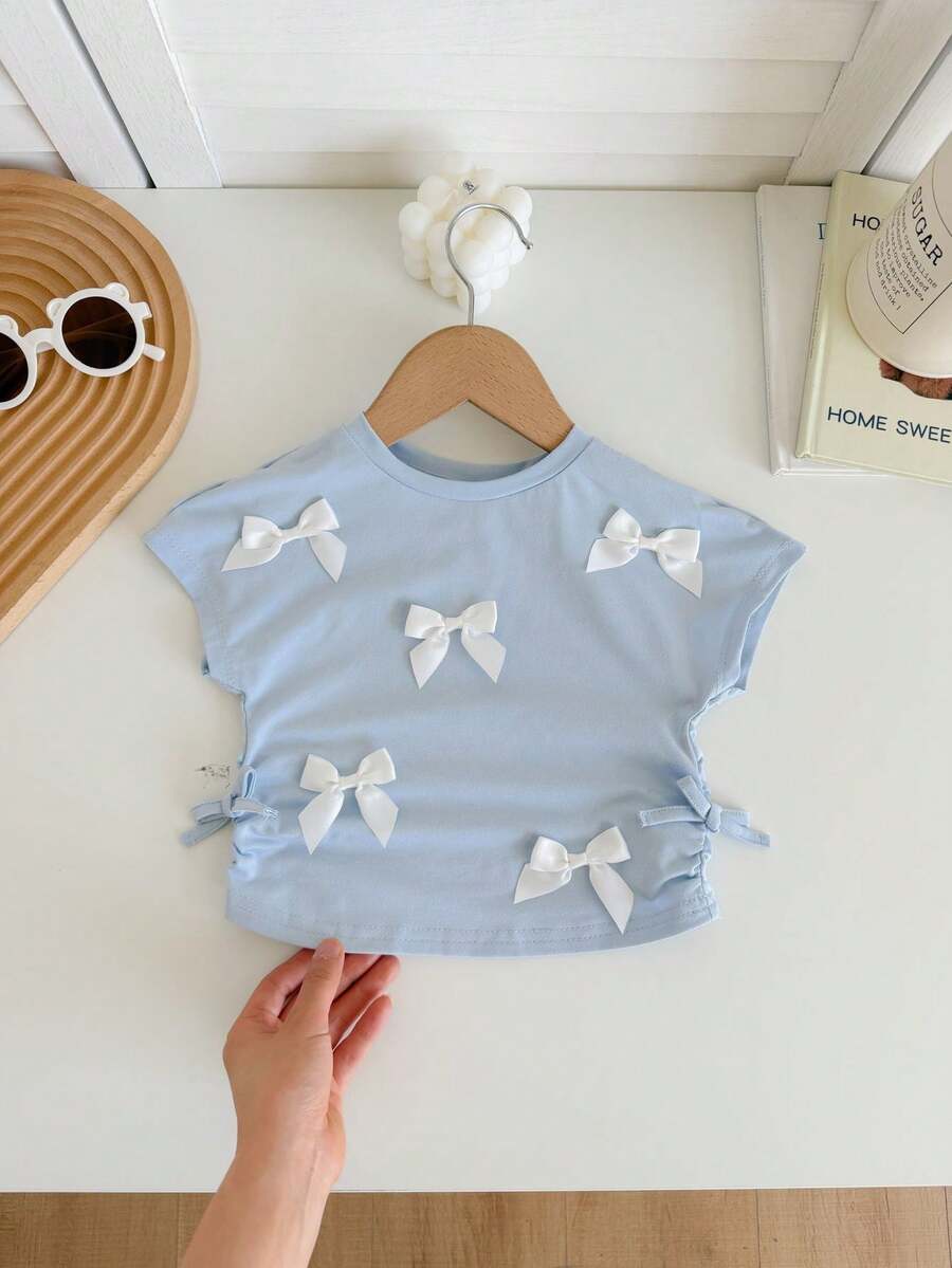 SHEIN LMoss Kids 女婴可爱休闲百搭针织蝴蝶结短袖上衣,夏季 - 淺藍色 - 查看 1