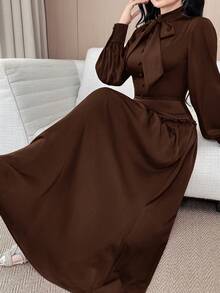 Modelyn 女士优雅打结装饰高领灯笼袖收腰长连衣裙，纯色，适合工作和日常穿着，春秋季 - 咖啡棕 - 查看 5