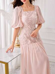 Modelyn Vestido de gasa con cuello cuadrado elegante azul francés, mangas de pétalo y bordado con efecto de empalme - Rosa - Ver 4
