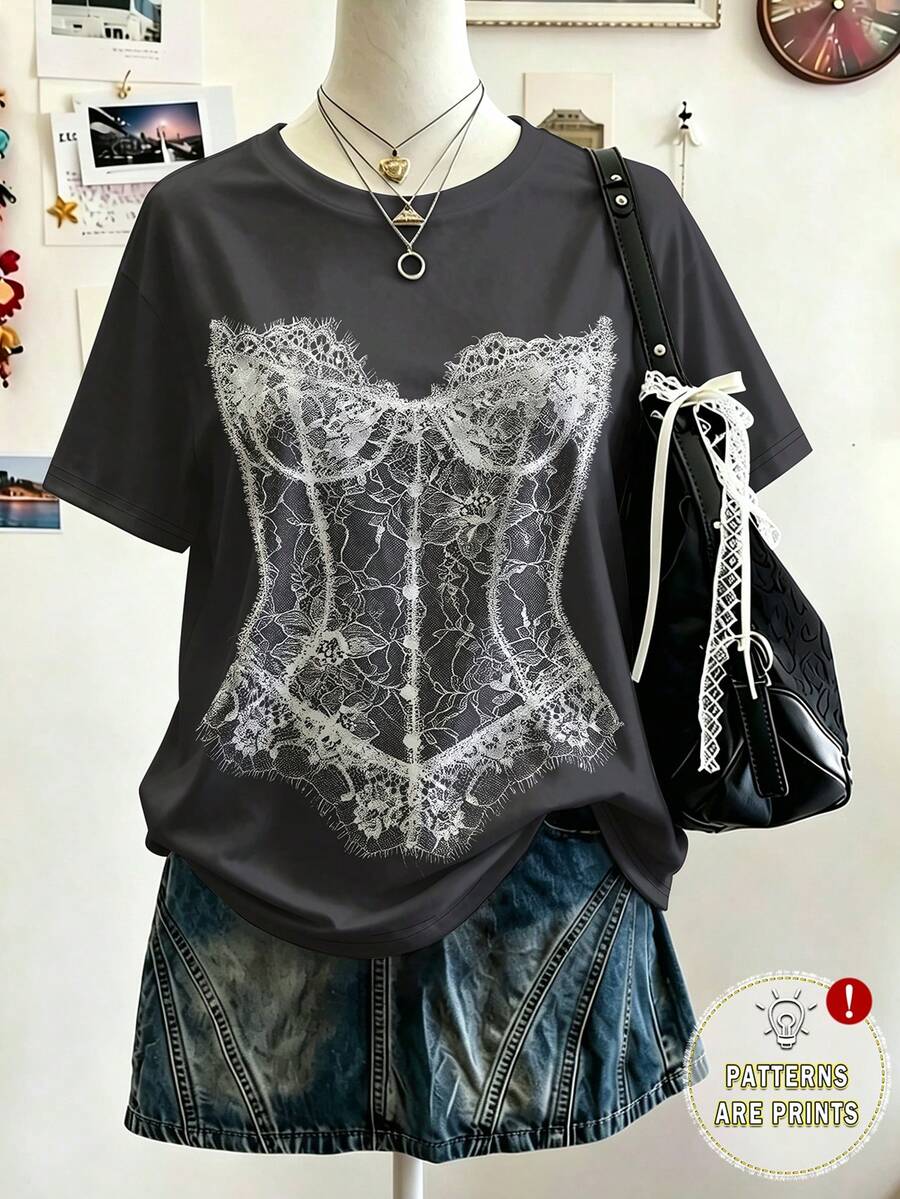 EMERY ROSE 蕾丝图案印花圆领短袖休闲加大码T恤 - 彩色 - 查看 1