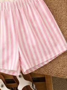 Bộ đồ thể thao thường ngày cho bé gái tuổi teen, gồm áo ngắn tay và quần short in hình hoạt hình, thích hợp cho mùa hè. - Nhiều màu - Xem 4