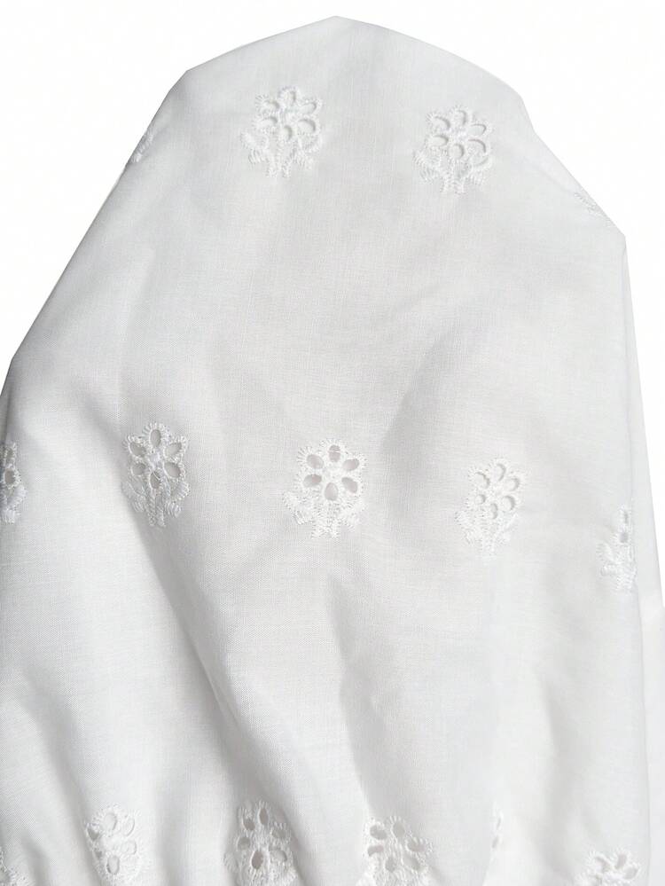Plus-Size Women's Vacation-Style Openwork Embroidered Vest And Shorts Casual Two Pieces Set