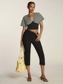 SHEIN BAE Áo thun thể thao nữ co giãn kẻ sọc - Đen và trắng - Xem 5